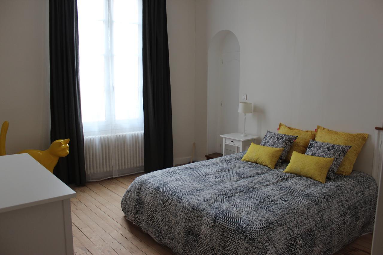 L'Angely - Chambres D'Hotes Niort Exterior photo