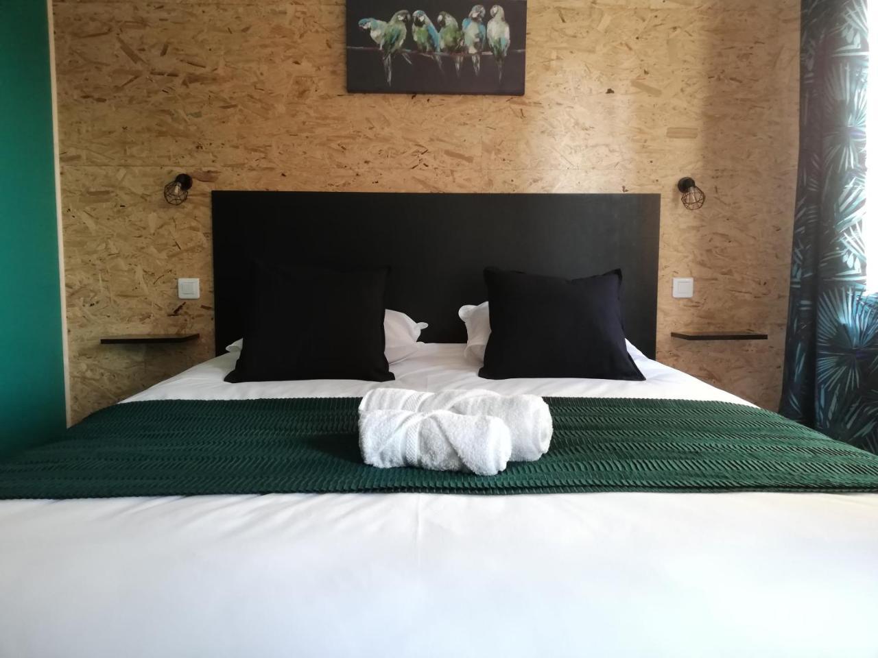 L'Angely - Chambres D'Hotes Niort Exterior photo